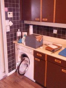 ホワイト＆イエローで明るいくポップな仕上がりに